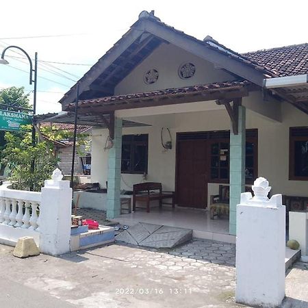 Homestay Damandiri Prambanan Syariah Salakan Kültér fotó